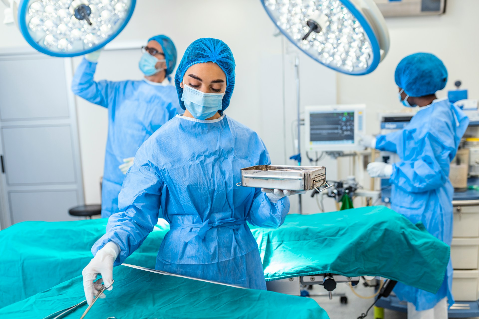 MLK-Drew Medical Center surgical nursing staff